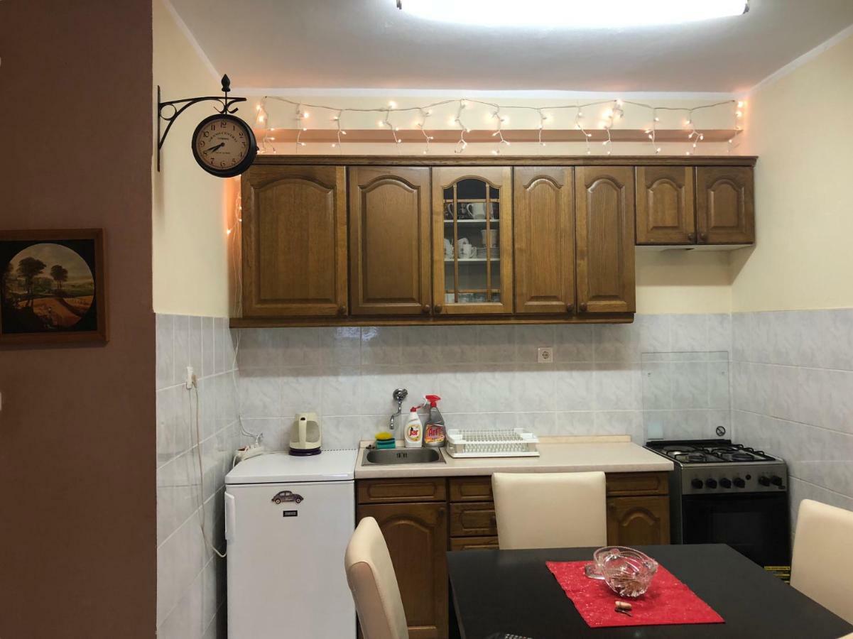 Apartment Bura Σίμπενικ Εξωτερικό φωτογραφία