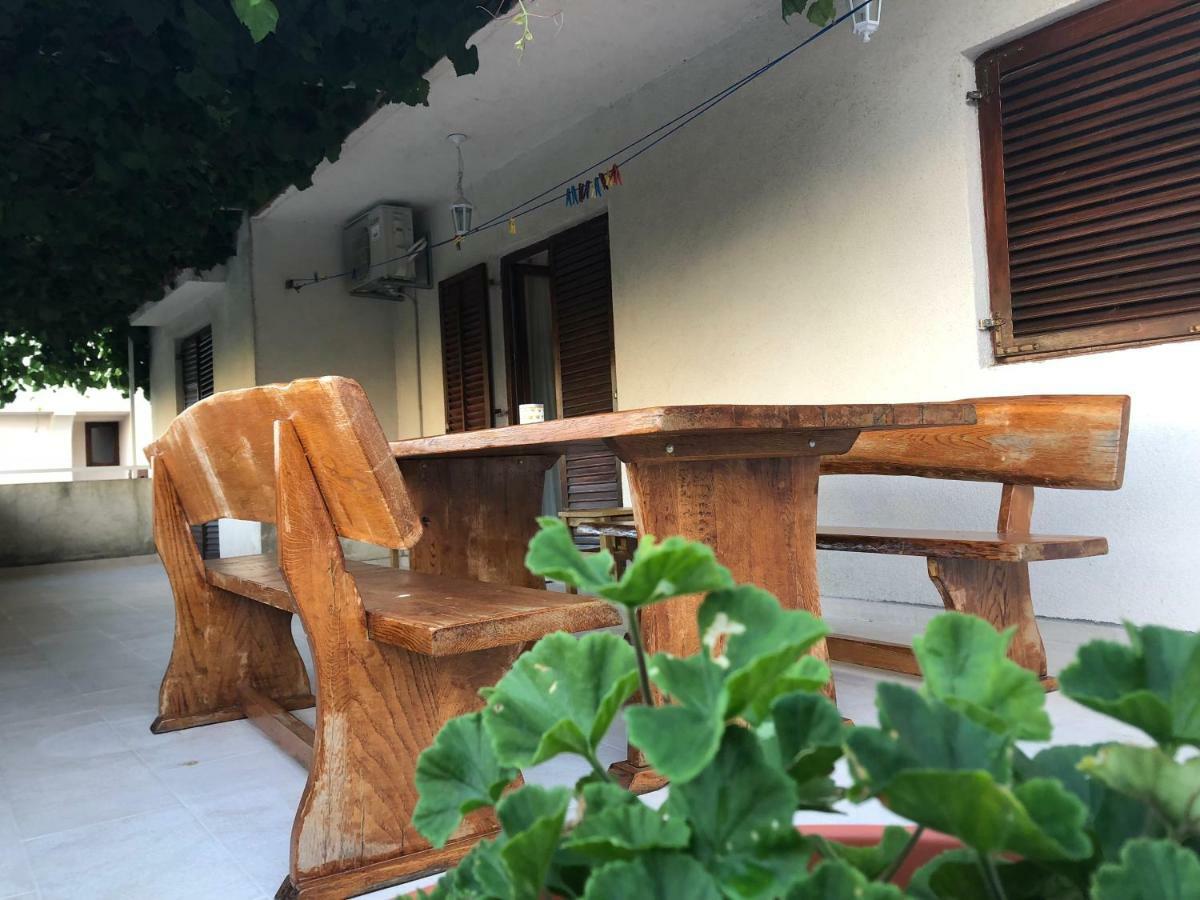 Apartment Bura Σίμπενικ Εξωτερικό φωτογραφία