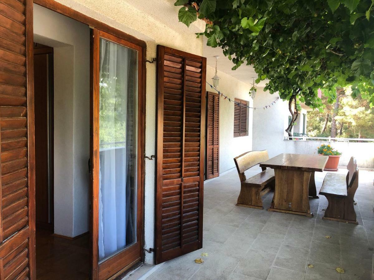 Apartment Bura Σίμπενικ Εξωτερικό φωτογραφία